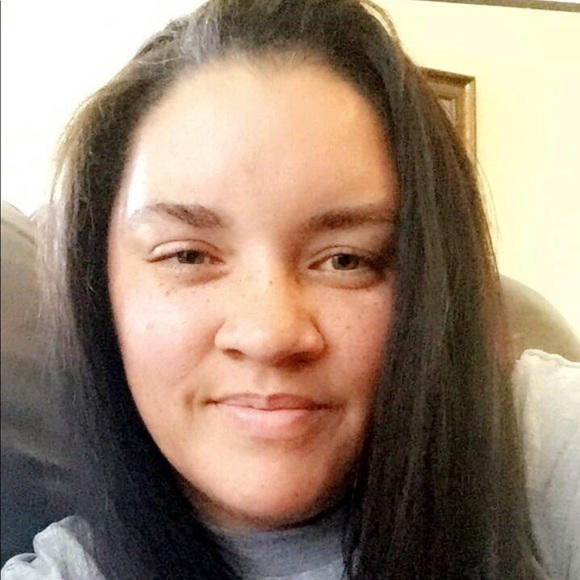 Meet your Posher, Vanessa - Picture 1 of 1